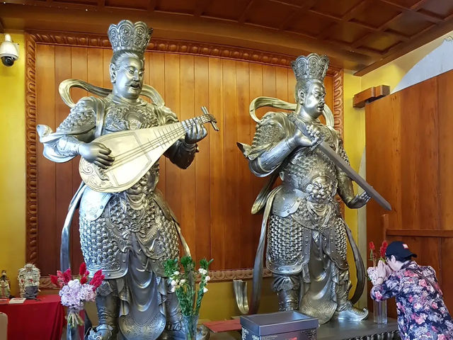 Jing'an Temple วัดจิ้งอันเซี่ยงไฮ้
