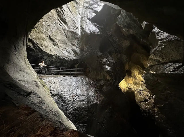 Have you seen a waterfall within a cave? You can see one in Lauterbrunnen