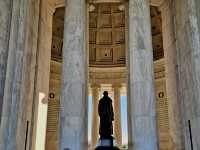 THOMAS JEFFERSON MEMORIAL.