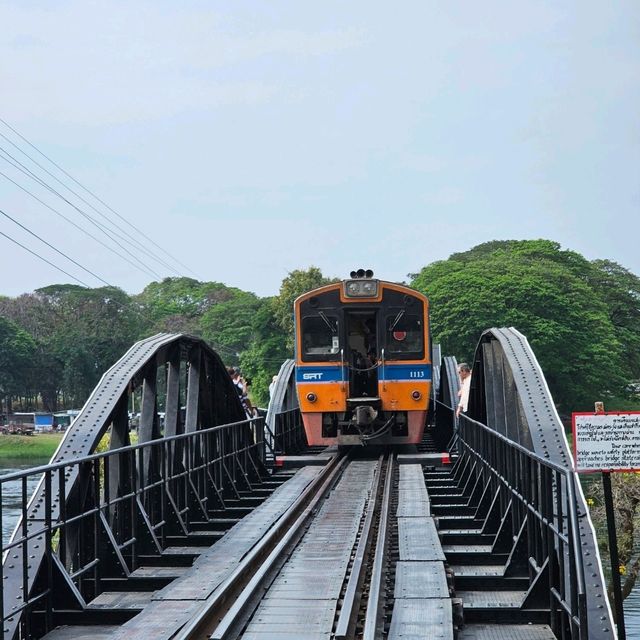 สะานข้ามแม่น้ำแคว ทางรถไฟสายมรณะ