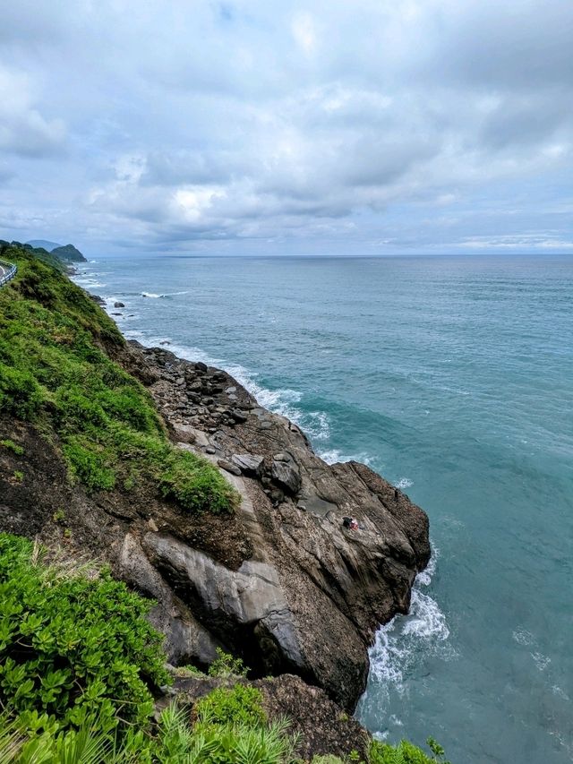 花蓮-親不知子海上古道：峭壁上的透明玻璃步道