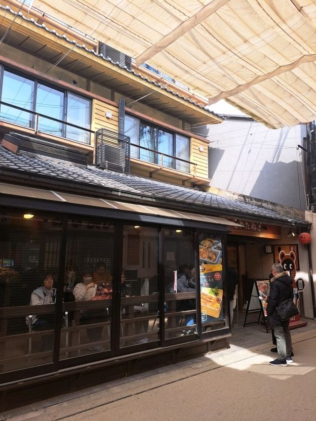 【広島】宮島と言えばココ！名物あなごめしの人気店