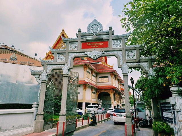 泰國曼谷市中心唐人街老城區古跡寺廟老建築市場一日遊行程，適合打卡拍照📸