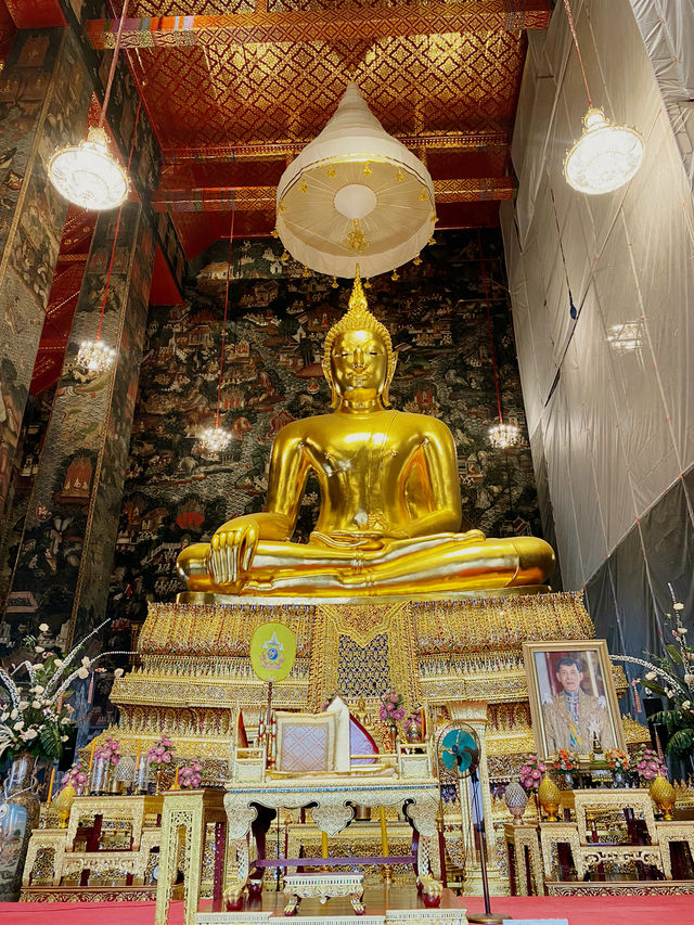 ทำไมต้องมาวัดสุทัศน์