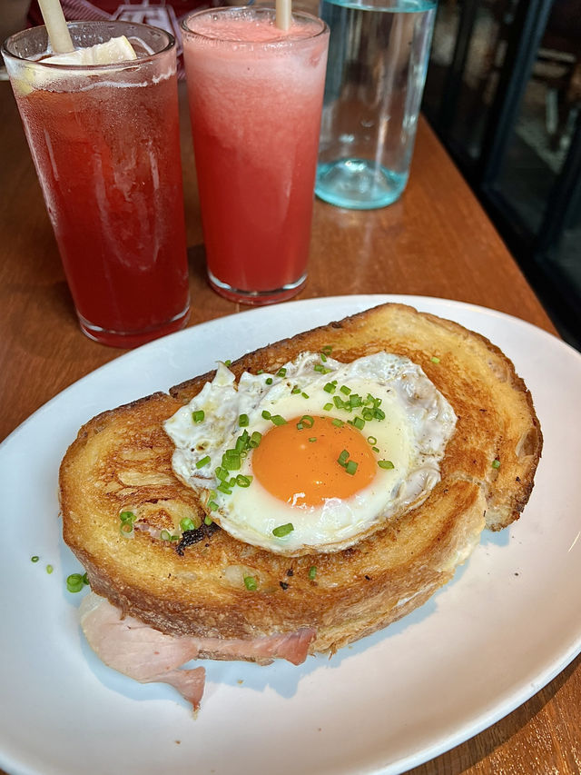 Manila Trip: Brunch at Wildflour Restaurant