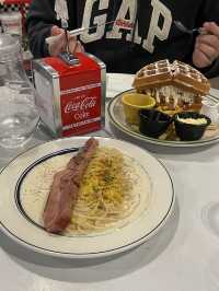버거에 와플이!? 강릉 리틀다이너 미친 조합 맛집🍔🧇🥞