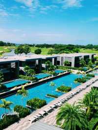 Urban Oasis: A Stay at Dusit Thani Laguna Singapore