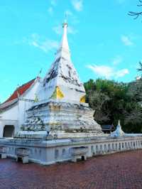 สักการะพระธาตุศรีสองรัก