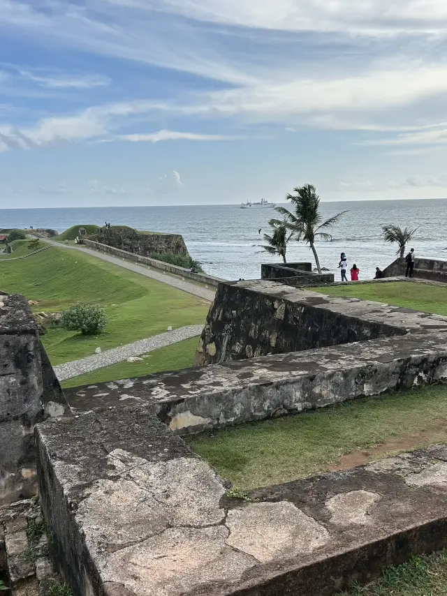 Exploring Galle Dutch Fort on Sri Lanka 