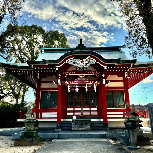 🇯🇵【愛媛県】朱塗りの鳥居が華やか！別宮稲荷神社⛩️^ ^