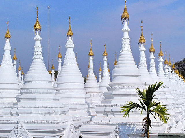 🏰🌅 MANDALAY WEEKEND ESCAPE: Burma’s Royal Heartland! 