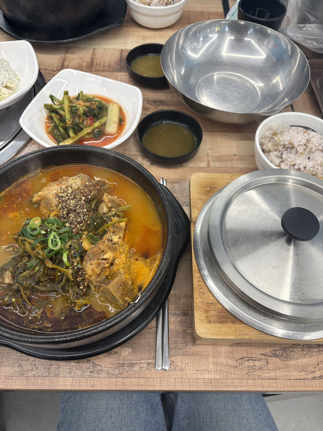 인천 만수동 가성비 뼈해장국에 솥밥 나오는 맛집 ‘도심속명태바다‘👍🏻