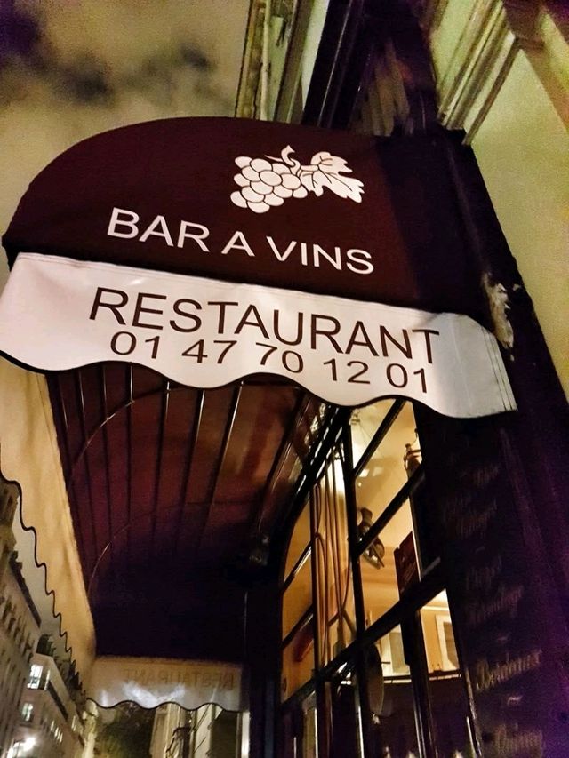 Le Chenin: A Hidden Gem of Traditional French Cuisine in Paris