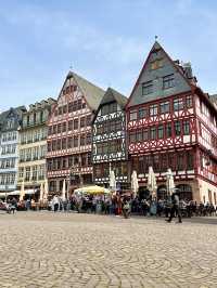 A Solo Day in Frankfurt – History, High-Rises & Schnitzel!