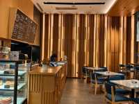 "Urban Simplicity with a Touch of Marriott Comfort"