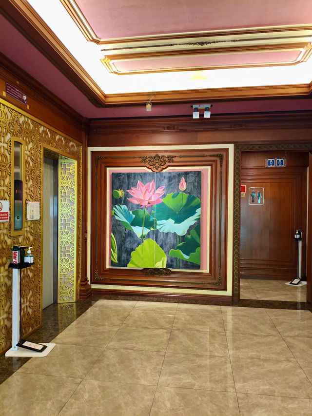  曼谷｜入住曼谷3星飯店只花900！大廳陽春卻讓我住得超安心，連當地人都默默住爆的神秘口袋名單 Mido Hotel
