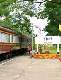 สถานีรถไฟกันตัง ที่เที่ยว ถ่ายรูปสไตล์วินเทจ