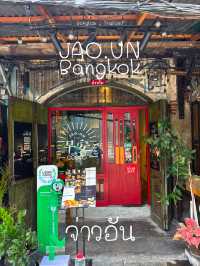 พิกัดคาเฟ่ร้านดังย่านวัดมังกร!!