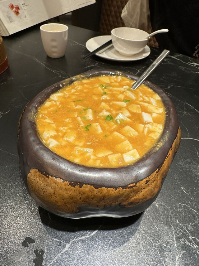 金光華港人必食片皮鴨！