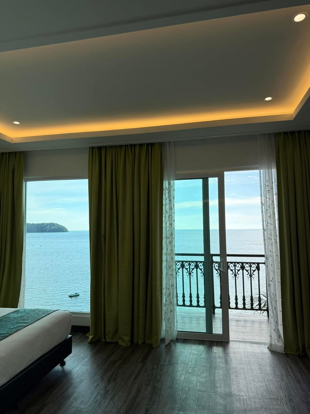 “Malibest Resort: Beachfront Bliss on a Budget”