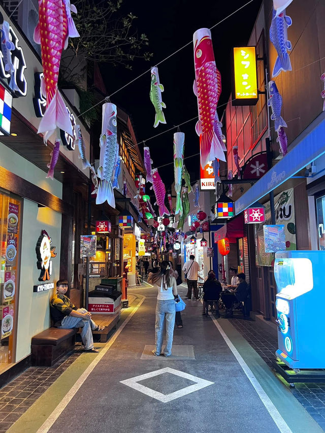 タイのローカルな魅力と海辺の癒しが出会う場所、バンセーン・トシンで心に残るひとときを🌴🌊☕