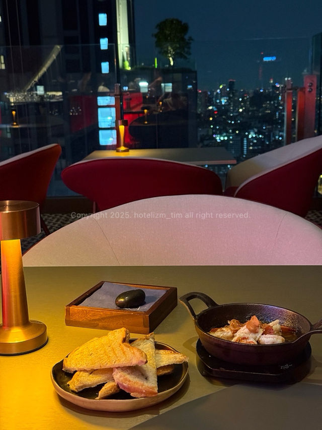 자유로운 분위기 한가득 방콕 루프탑 레스토랑 🌃