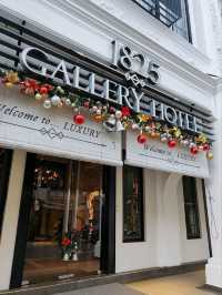 “Riverside Heritage Boutique: Culture, Comfort & Charm”