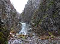 🌄 Enchanting Depths – Kiyotsu Gorge (Tunnel of Light)