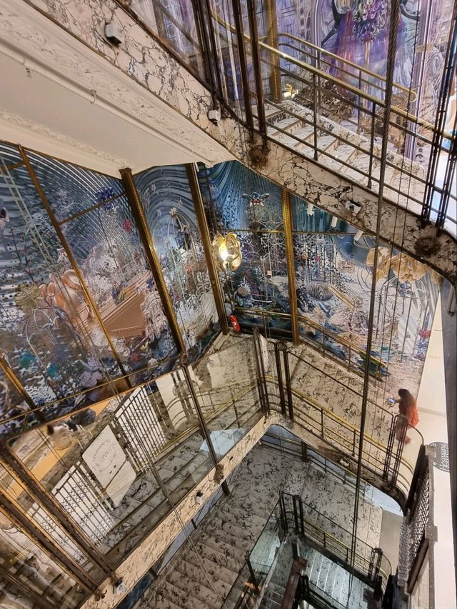 Shopping in Style: A Lafayette Paris Adventure