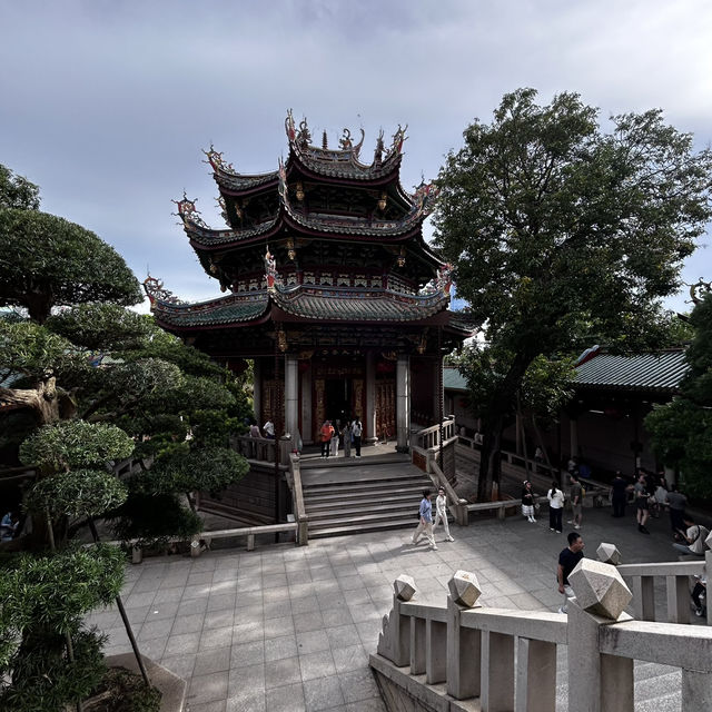 🔔 "Ring in the Serenity: A Trip to Xiamen’s South Putuo Bell Tower & Beyond!"
