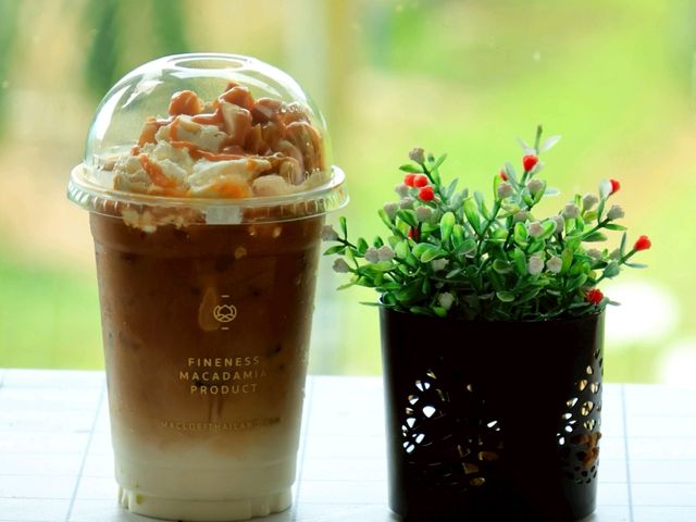 แมคเลย ร้านกาแฟ และศูนย์แปรรูปแมคคาเดเมีย