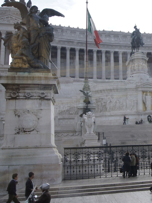 🚶‍♂️Walking Through the Soul of Rome: A Journey Through Time and Stone