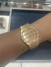 Love Watches and a tourist? Come over to KL to buy your dream one now!