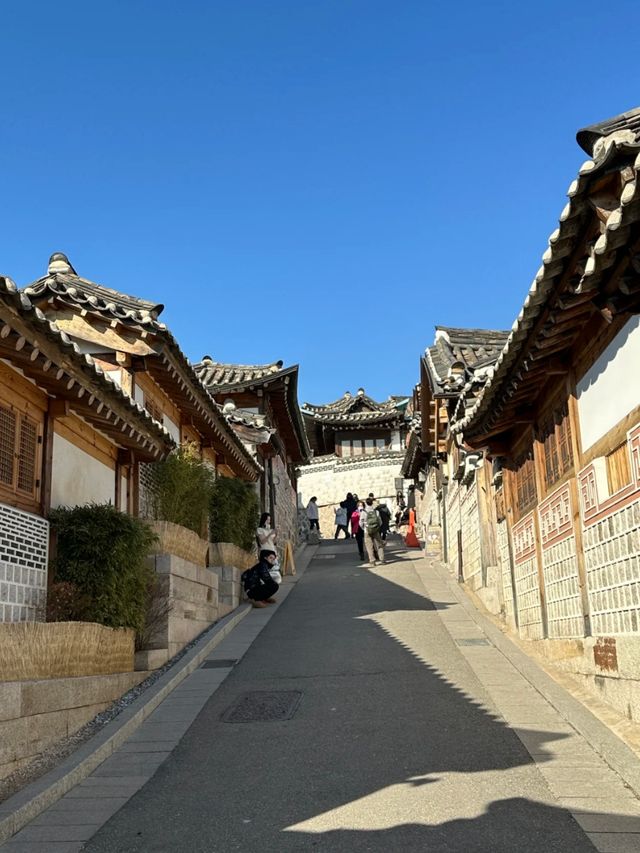 A Window to Joseon: The Charm of Bukchon Hanok