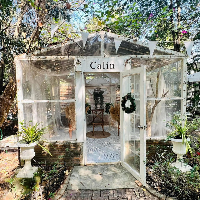 ☕🌿 Calin Cafe – คาเฟ่ลับกลางสวนในนครชัยศรี 