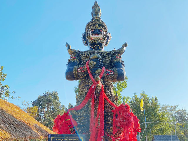 สายมูห้ามพลาด! จุดสักการะท้าวเวสสุวรรณโณ
