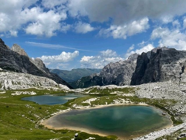 Three peaks 