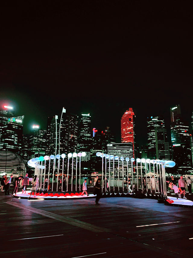 Majestic Nights at Marina Bay Sands: A Symphony of Light and Skyline 