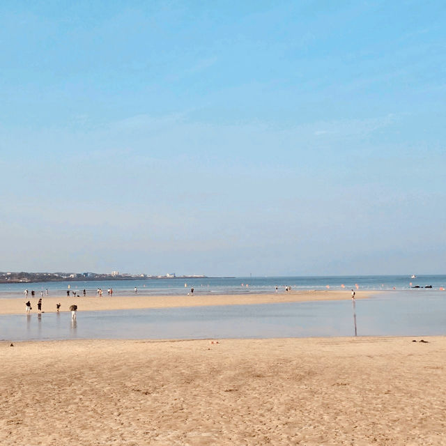 Whispers of the Tide: A Beach for Reflection