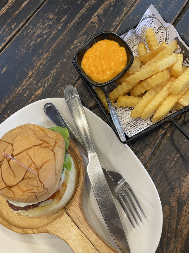 ร้าน มาแกแต โรตี & โกปี้ 