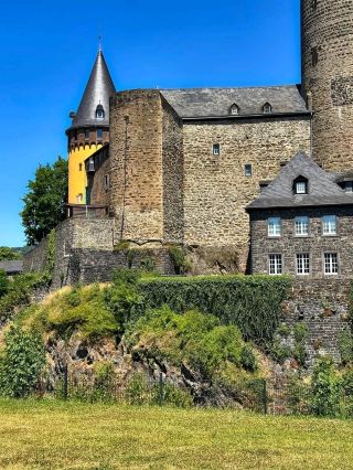 🏰🌿 Mayen: Gateway to the Volcanic Eifel