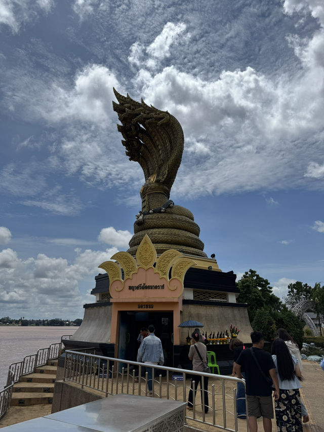 พระธาตุพนม พระญาศรีสัตตนาคราช นครพนม