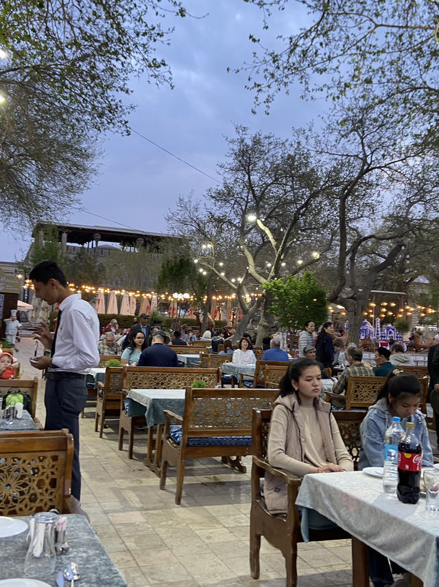Unveiling the Vibrant Charm of Lyabi-Khause Square