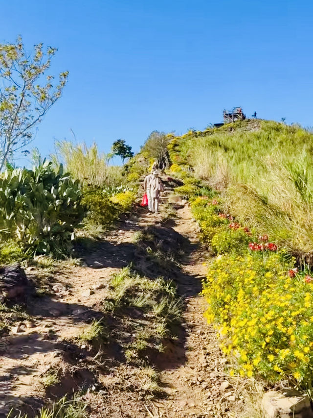 Chasing Sunrises? Find Your Magic at Sosodikon Hill! 