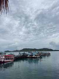 คาเฟ่สุดชิตเเอบอยู่ในท่าเรือเเสมสาร