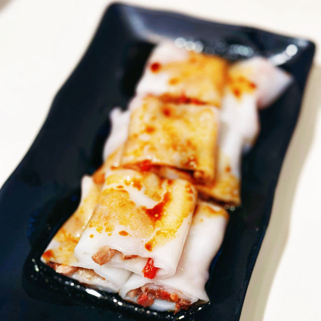 Must-Try in Tai Kok Tsui: Master Congee’s XO Turnip Cake & More!