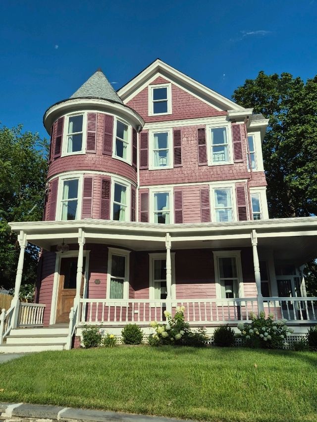 Sweet Sweet Beacon, upstate NY.