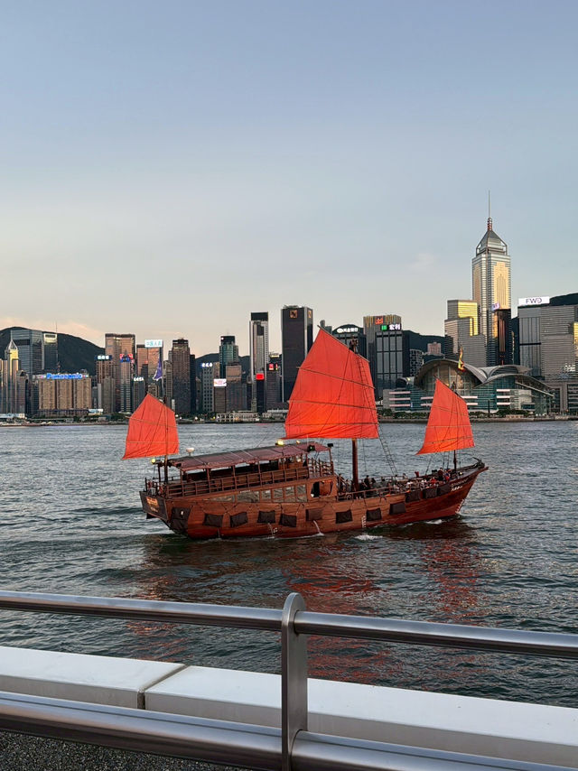 จุดชมวิว Sunset สวยสุดในฮ่องกง Victoria Harbour !