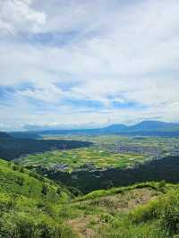 “絶景駐車場”として気軽に立ち寄れる、ドライブで楽しむ阿蘇の眺望スポット