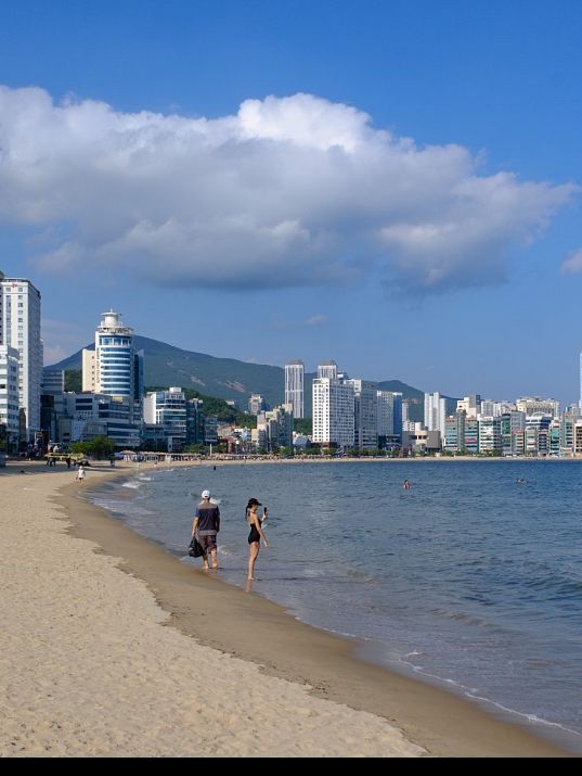 광안리, 바다와 불빛이 함께하는 로맨틱한 여행 광안리, 바다와 불빛이 함께하는 로맨틱한 여행